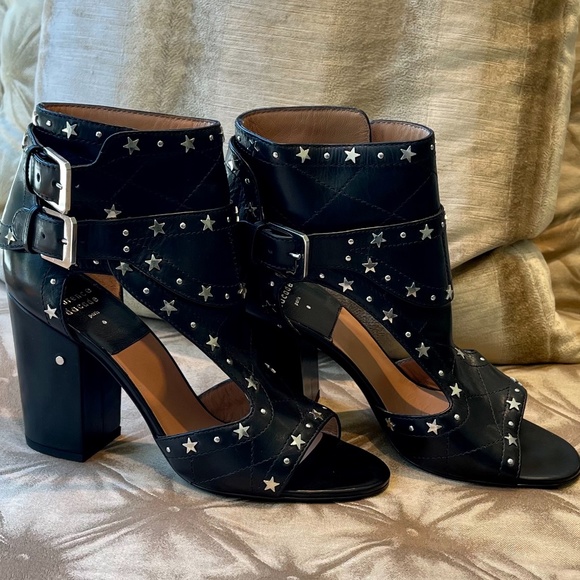 ♓️🅿️ ♣️Laurence Dacade Sandals With Stars♣️